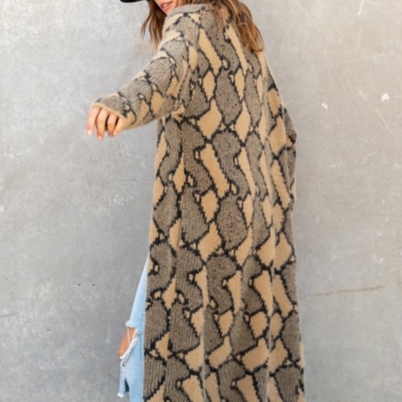 SOLD OUT - Picture 2 of 4